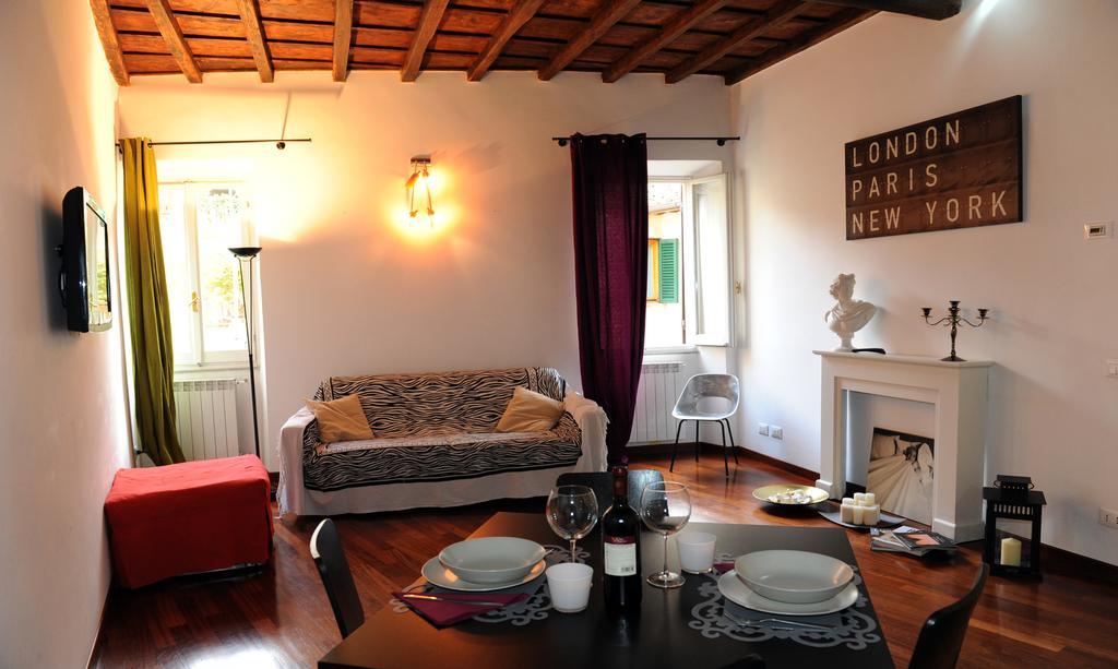 Appartamento Lungara Roma